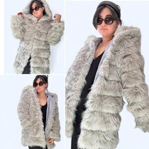 Lanshifei super soft & fluffy FAUX FUR teddy jacket ~ soft gray ~ w/ hood!
